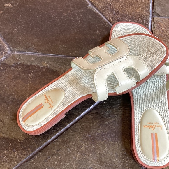 Sam Edelman 8.5 Sandal Flat - Picture 5 of 7